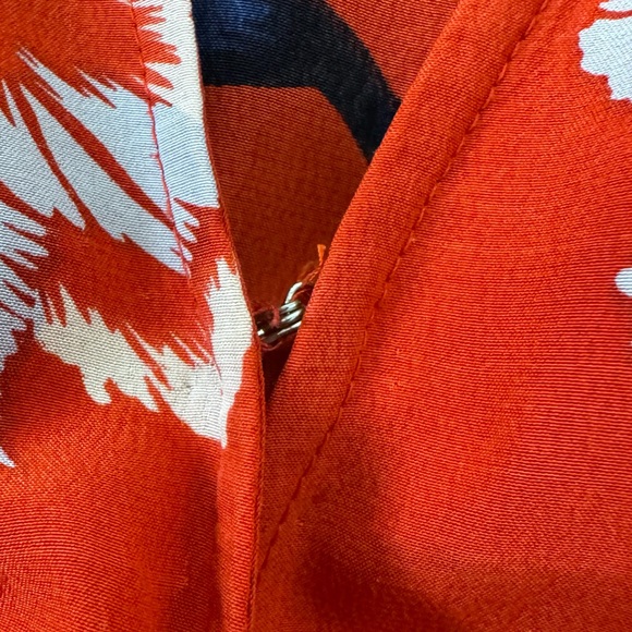 Yumi Kim Red Flutter Sleeve Wrap Dress Silk Size Large EUC - Picture 11 of 15